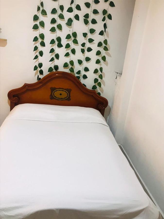 Hostal La 18 Pereira Exterior photo